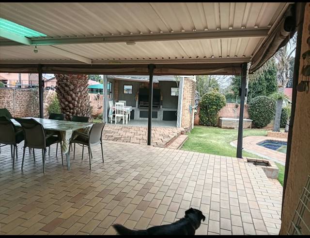 4 BEDROOM HOUSE FOR SALE IN NORKEM PARK